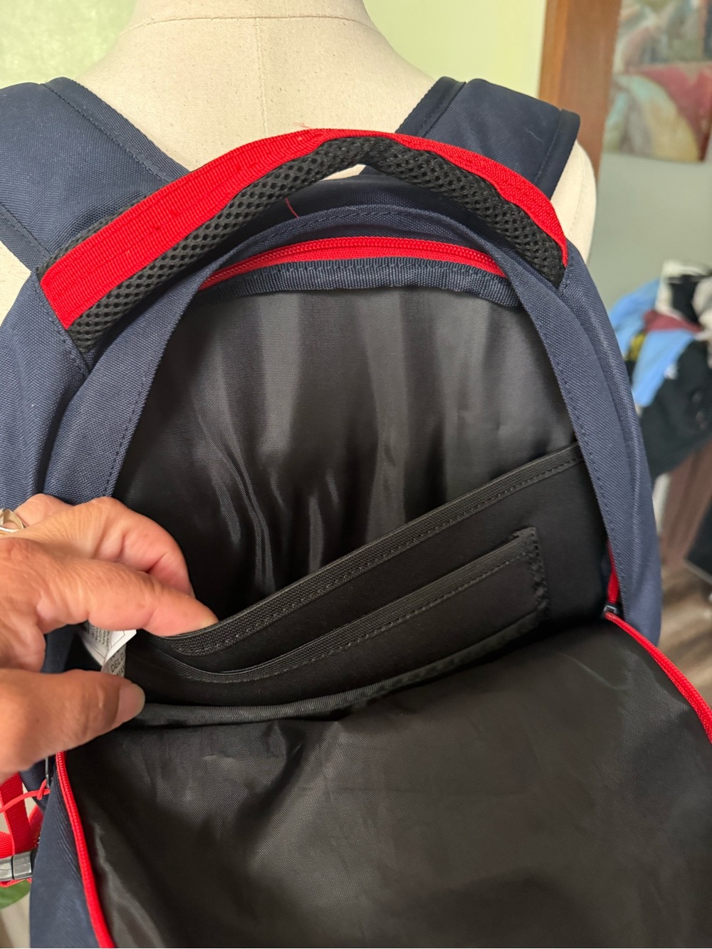 Helly Hansen Yacht Club Navy and Red Logo Backpack - Airbus / TSI/ HH - Picture 8 of 11